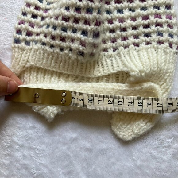 Handmade Baby Hat & Sherpa Slipper Socks Set Size 6-12M | Cream Pink Winter GUC - Picture 10 of 16